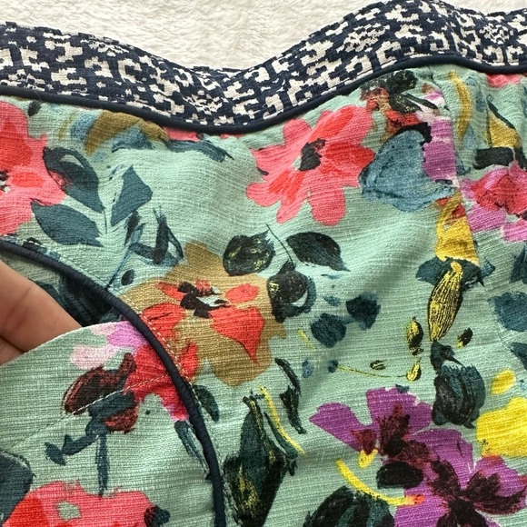 Anthropologie Cartonnier SkyFlower Patterned Fabric Short  in Size 8 - Picture 10 of 14